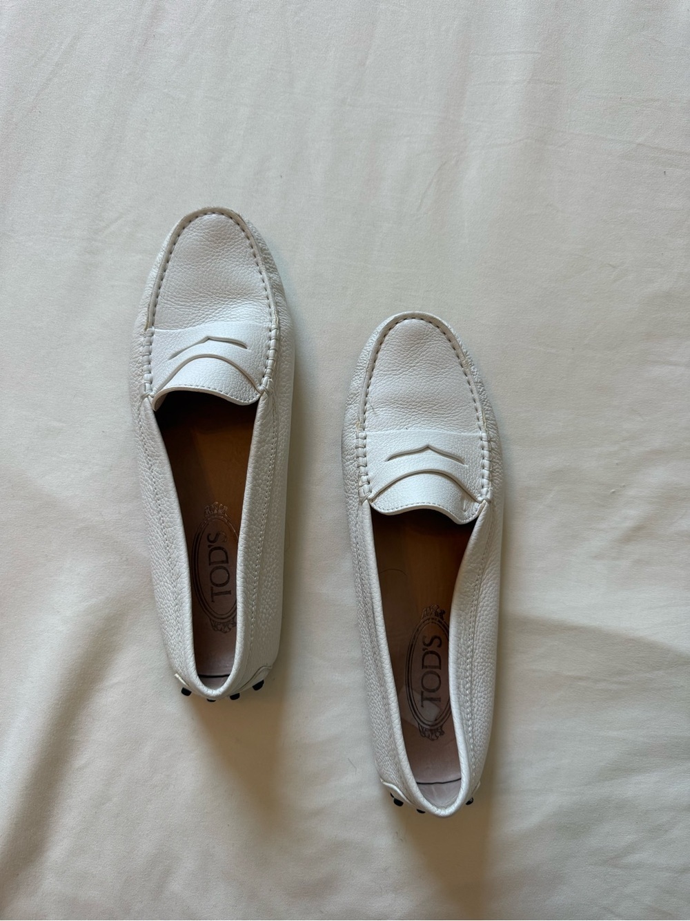 TODS | Cream Leather Penny Loafers | 40